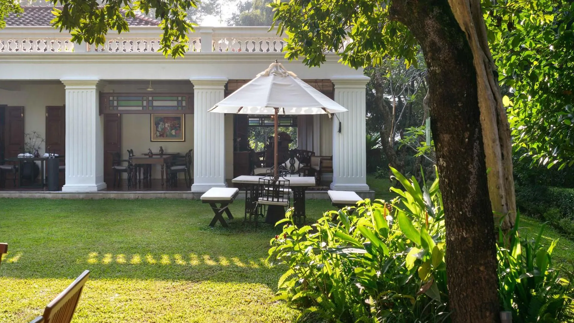 Hotel Taru Villas Kandy