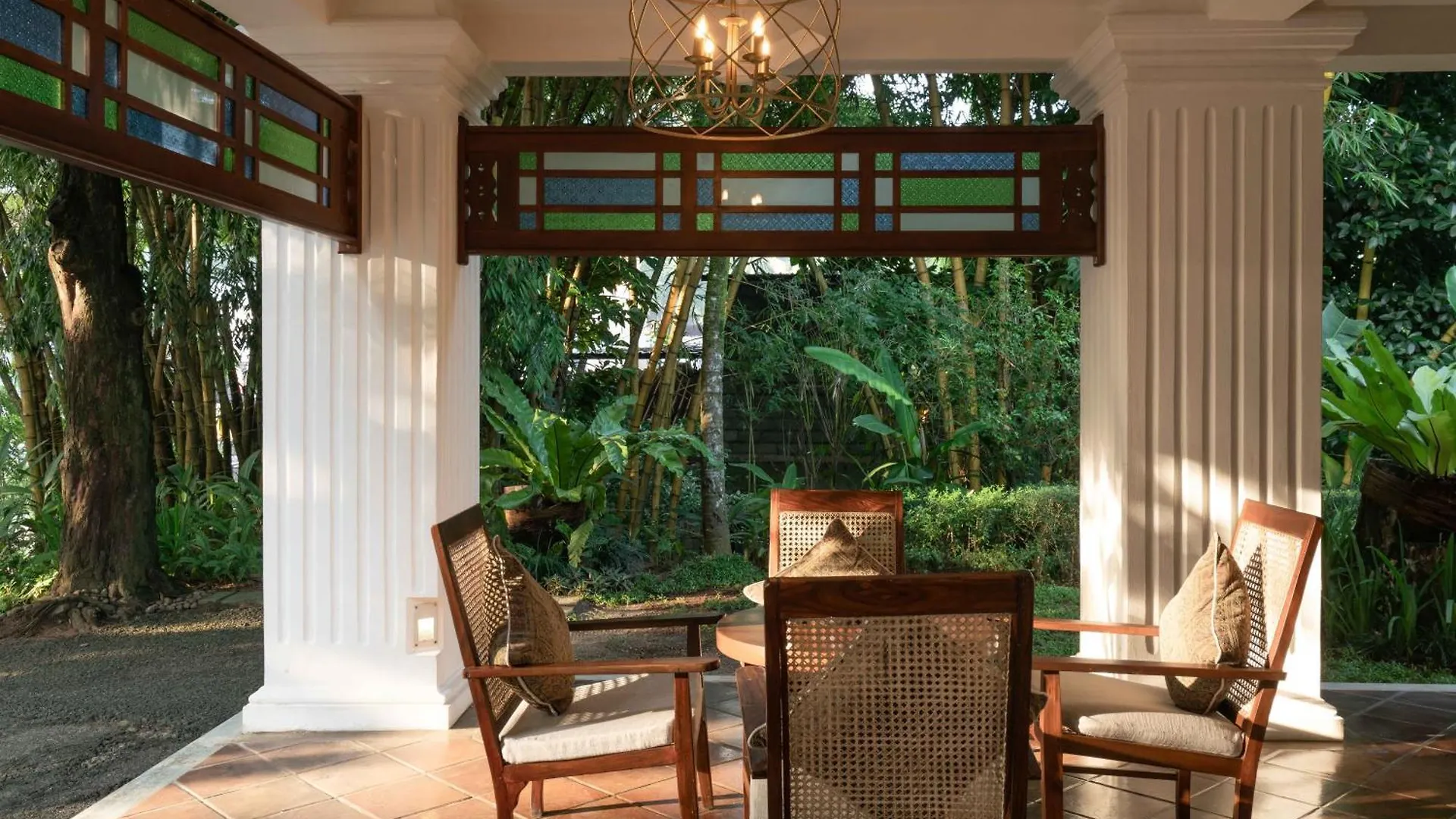 Hotel Taru Villas Kandy